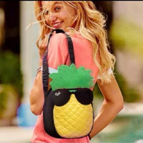 PINK Victoria's Secret Handbags - NWOT VICTORIAS SECRET VS PINK INSULATED PINEAPPLE COOLER BAG